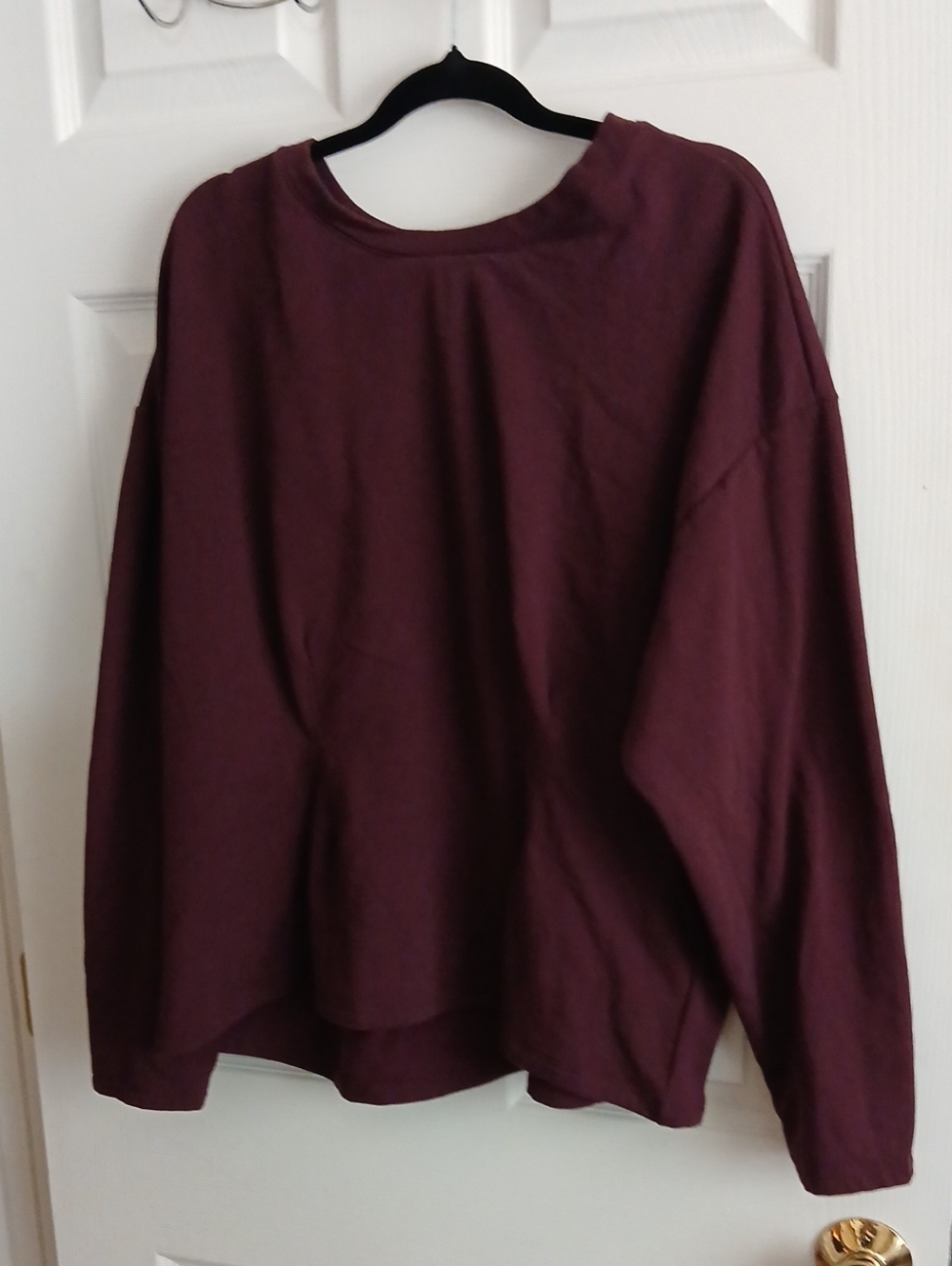 Women’s Pemplum Long Sleeve Sweater Top - Burgundy